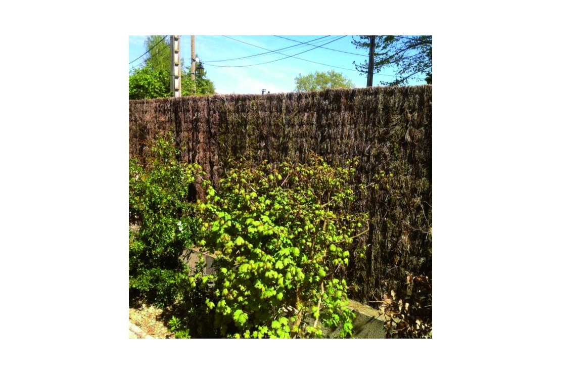 Les clôtures en brande de bruyère : Une solution naturelle et